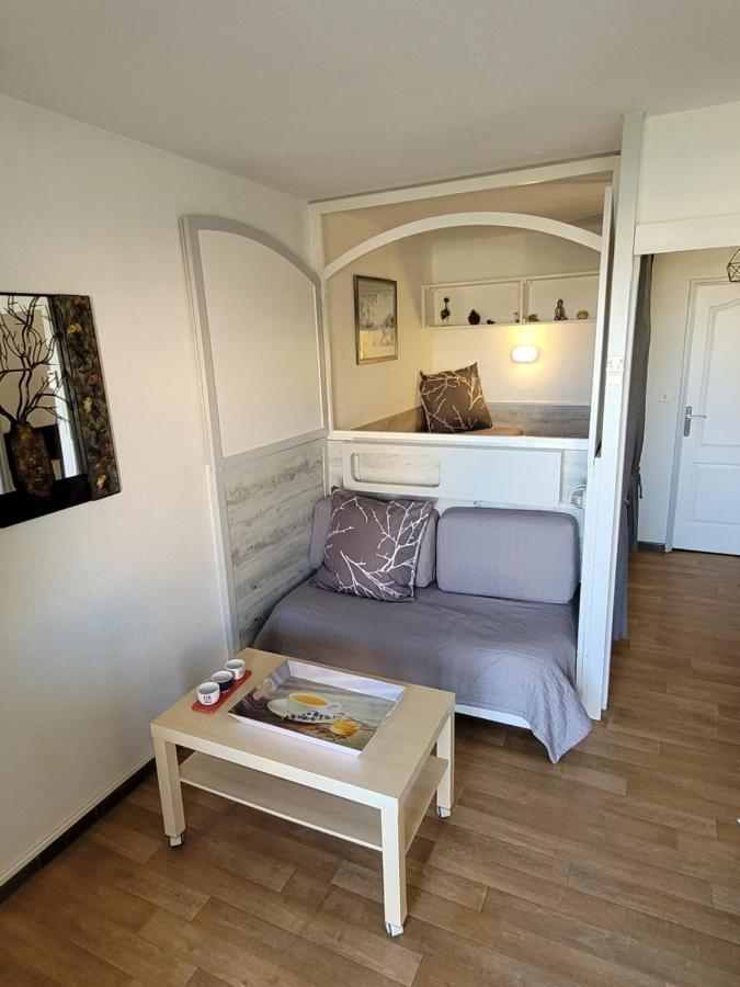 Studio Port D' Hyeres Vue Mer Et Sur Les Iles D'Or Apartment Екстериор снимка